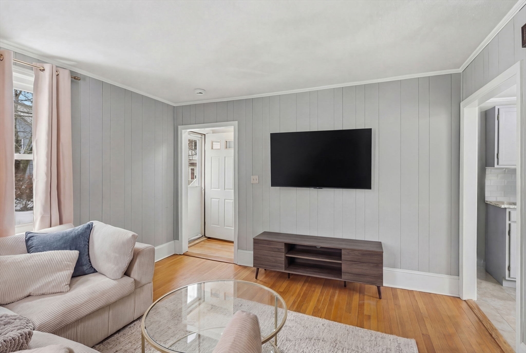 34 Cottage Street Watertown, MA 02472 - Photo 7 of 35