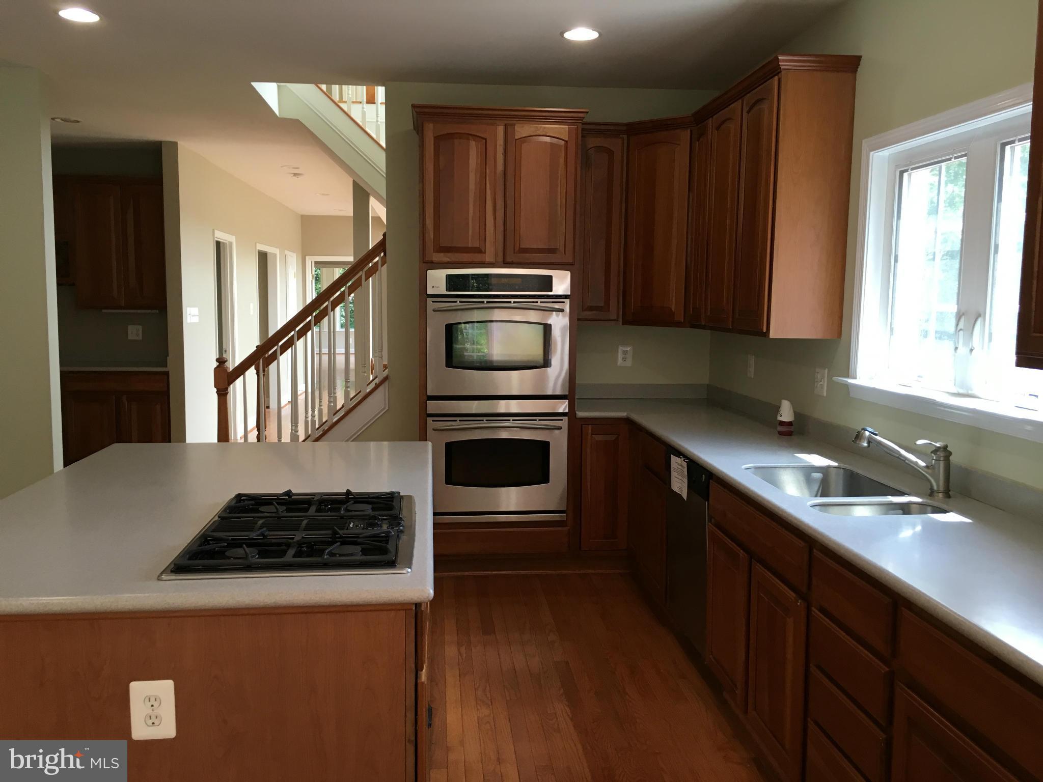 7830 Brink Road Laytonsville, MD 20882 - Photo 11 of 30 Kitchen