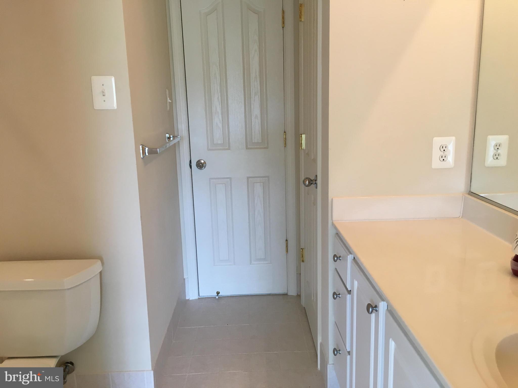 7830 Brink Road Laytonsville, MD 20882 - Photo 19 of 30 Bath
