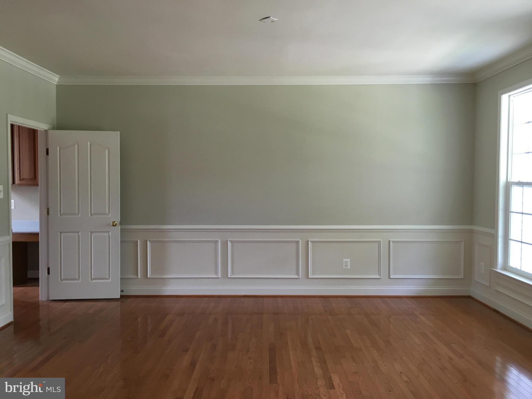 7830 Brink Road Laytonsville, MD 20882 - Photo 3 of 30 Dining Room