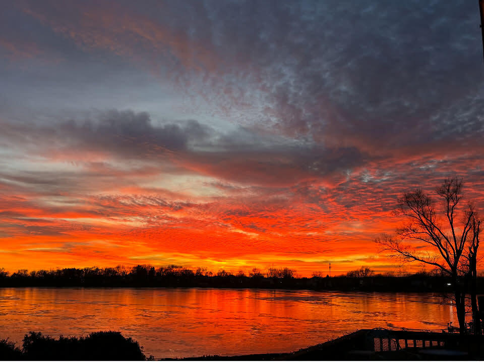 5000 Spinnaker Lane Crown Point, IN 46307 - Photo 23 of 23 a view of lake and sunset