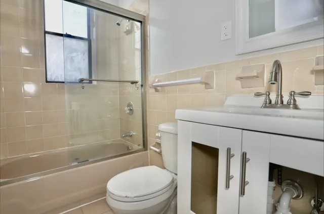 $1,800 | 4901 Murphy Place, Unit 19, West New York, NJ 07093