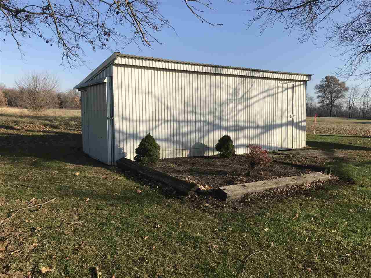 2695 N Highway Decatur, IN 46733 - Photo 3 of 10