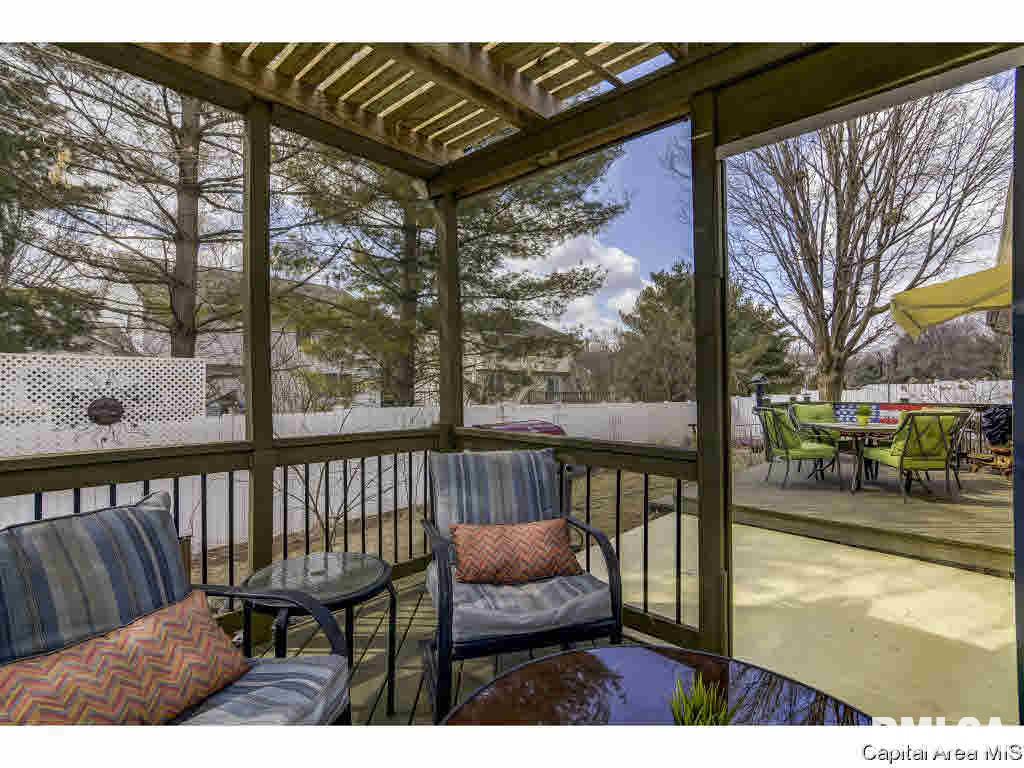 213 Westbrook Drive Springfield, IL 62702 - Photo 29 of 36 Gallery Image 29