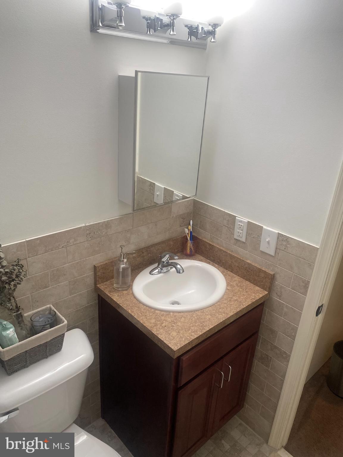 1600 Church Road, Unit B213 Wyncote, PA 19095 - Photo 24 of 25 a bathroom with a sink and a toilet