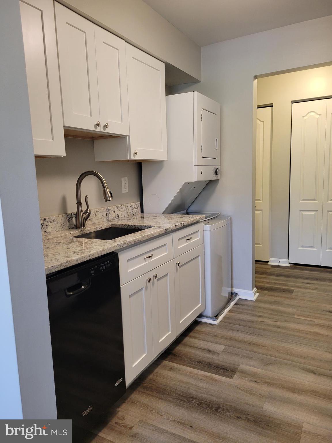 8360 Montgomery Run Road, Unit H Ellicott City, MD 21043 - Photo 2 of 28 Kitchen from Dining Room
