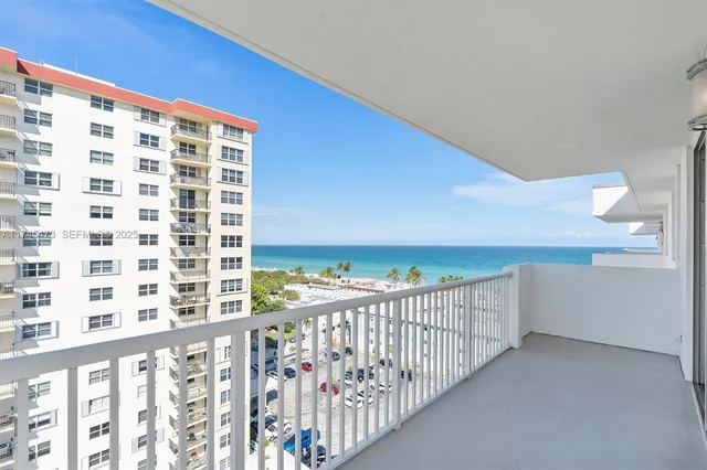 $450,000 | 1601 South Ocean Drive, Unit 1101, Hollywood, FL 33019