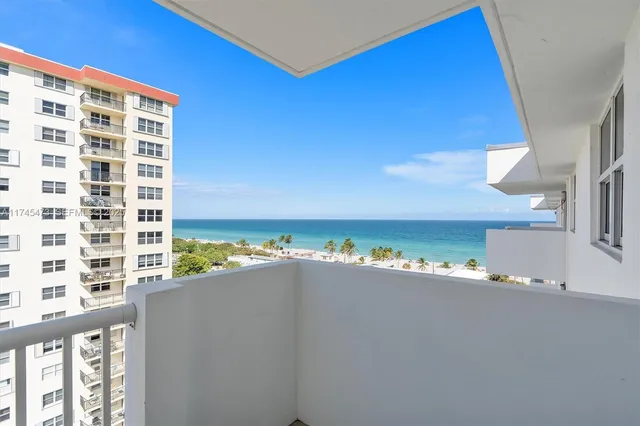 $450,000 | 1601 South Ocean Drive, Unit 1101, Hollywood, FL 33019
