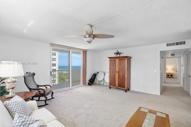 $450,000 | 1601 South Ocean Drive, Unit 1101, Hollywood, FL 33019