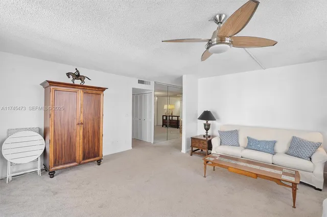 $450,000 | 1601 South Ocean Drive, Unit 1101, Hollywood, FL 33019