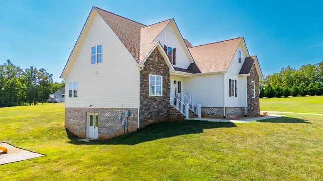 $475,000 | 172 Scarlet Lane, Concord, VA 24538