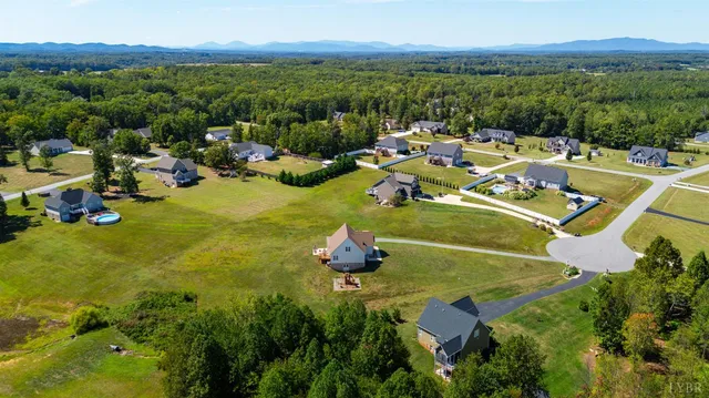 $475,000 | 172 Scarlet Lane, Concord, VA 24538