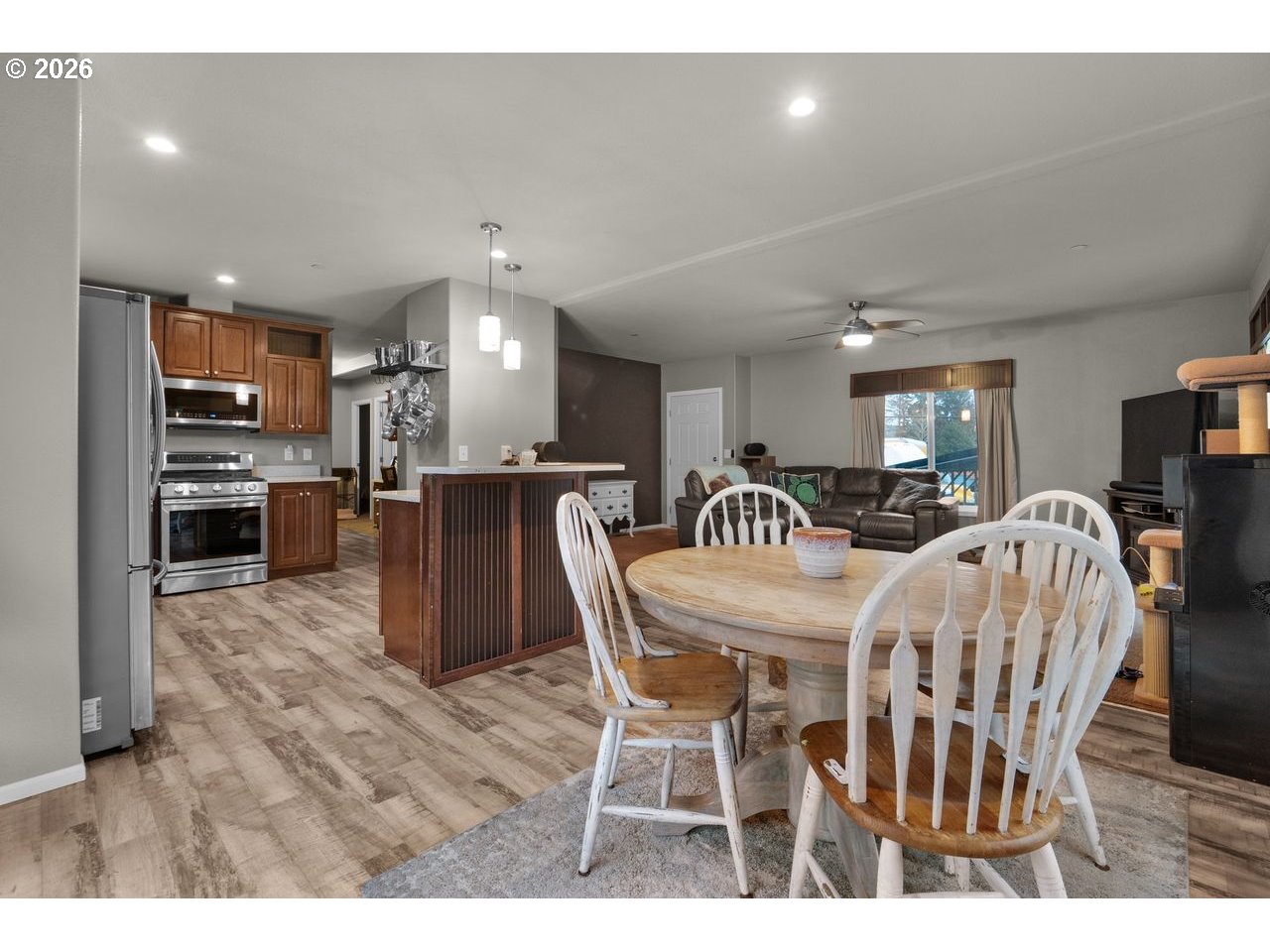 91474 Railroad Road Warrenton, OR 97146 - Photo 10 of 29 Dining Area
