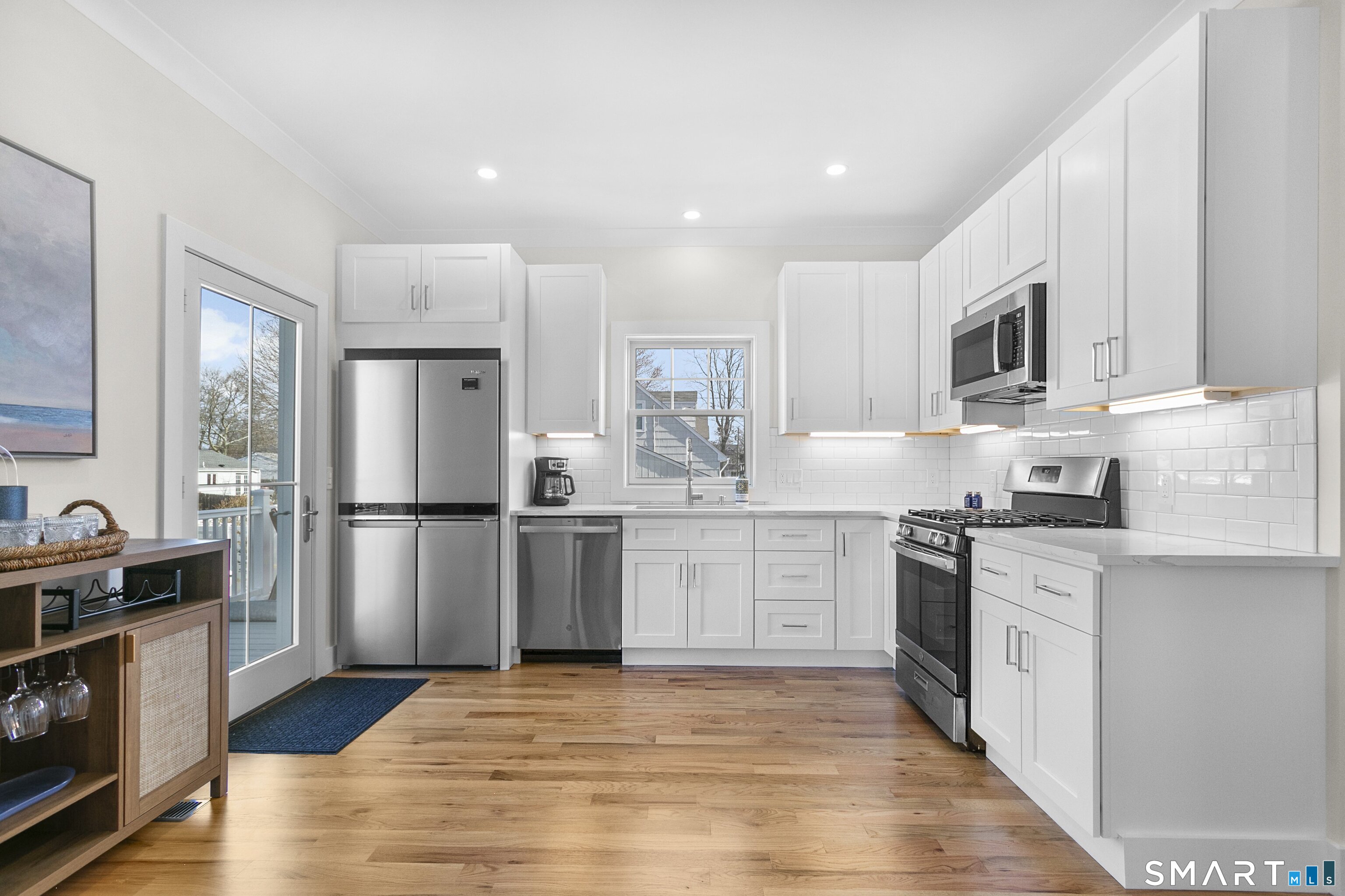 12 Sandy Way Fairfield, CT 06824 - Photo 4 of 33