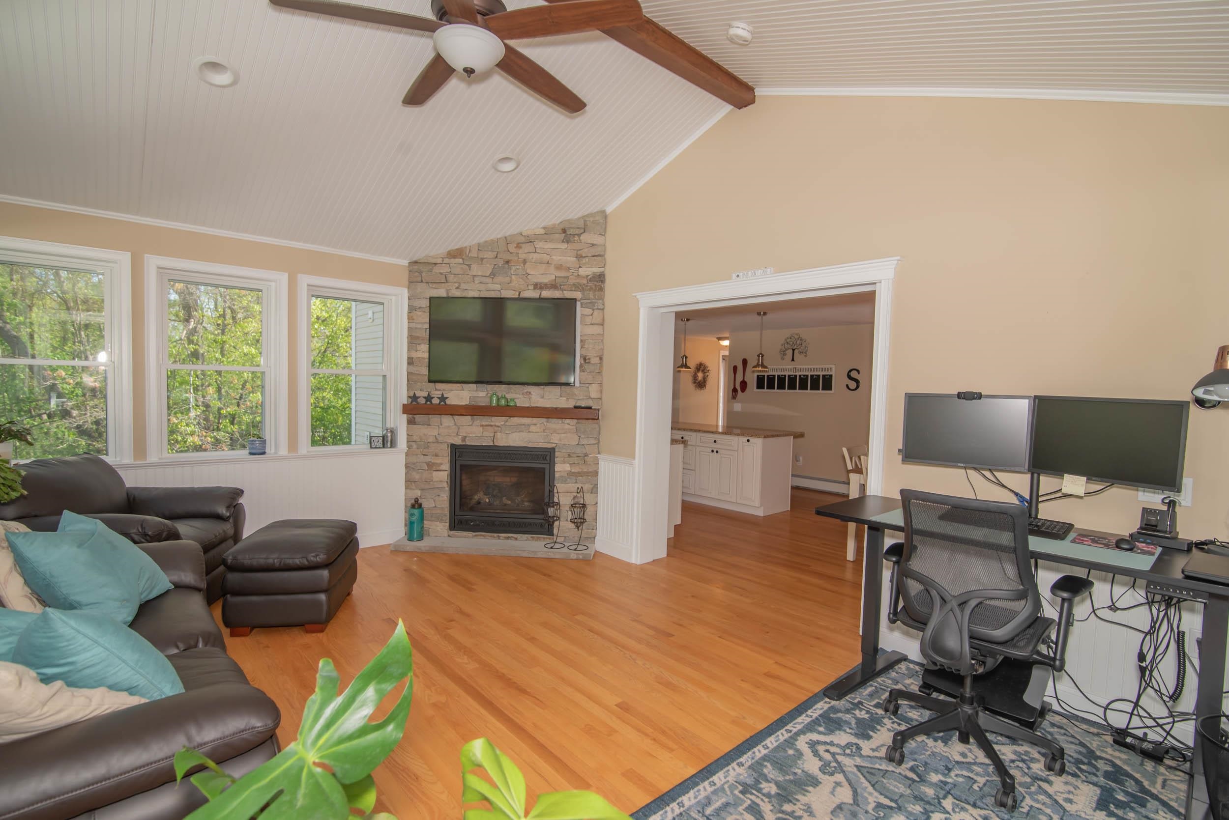 14 Redwood Road Salem, NH 03079 - Photo 15 of 40