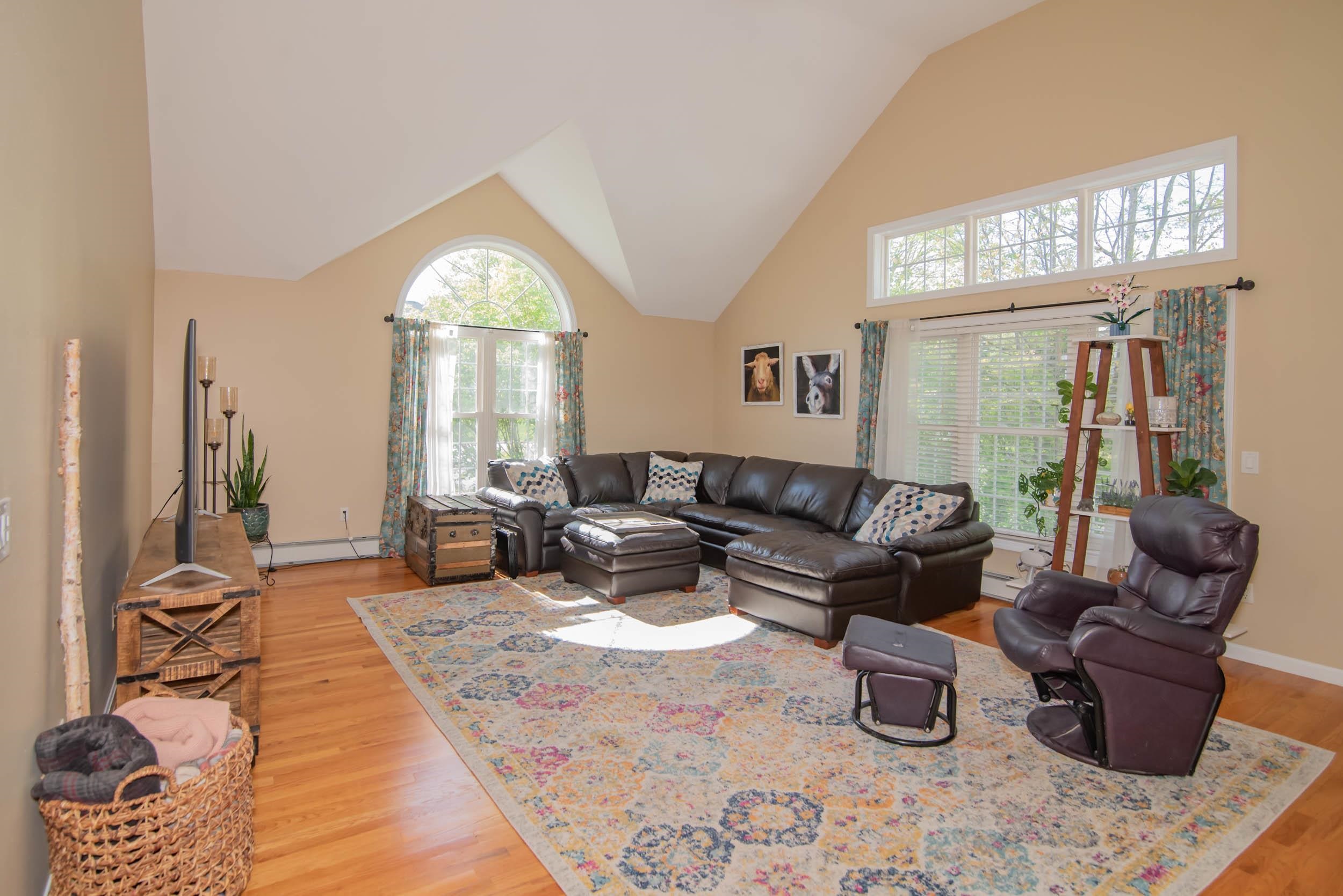 14 Redwood Road Salem, NH 03079 - Photo 20 of 40