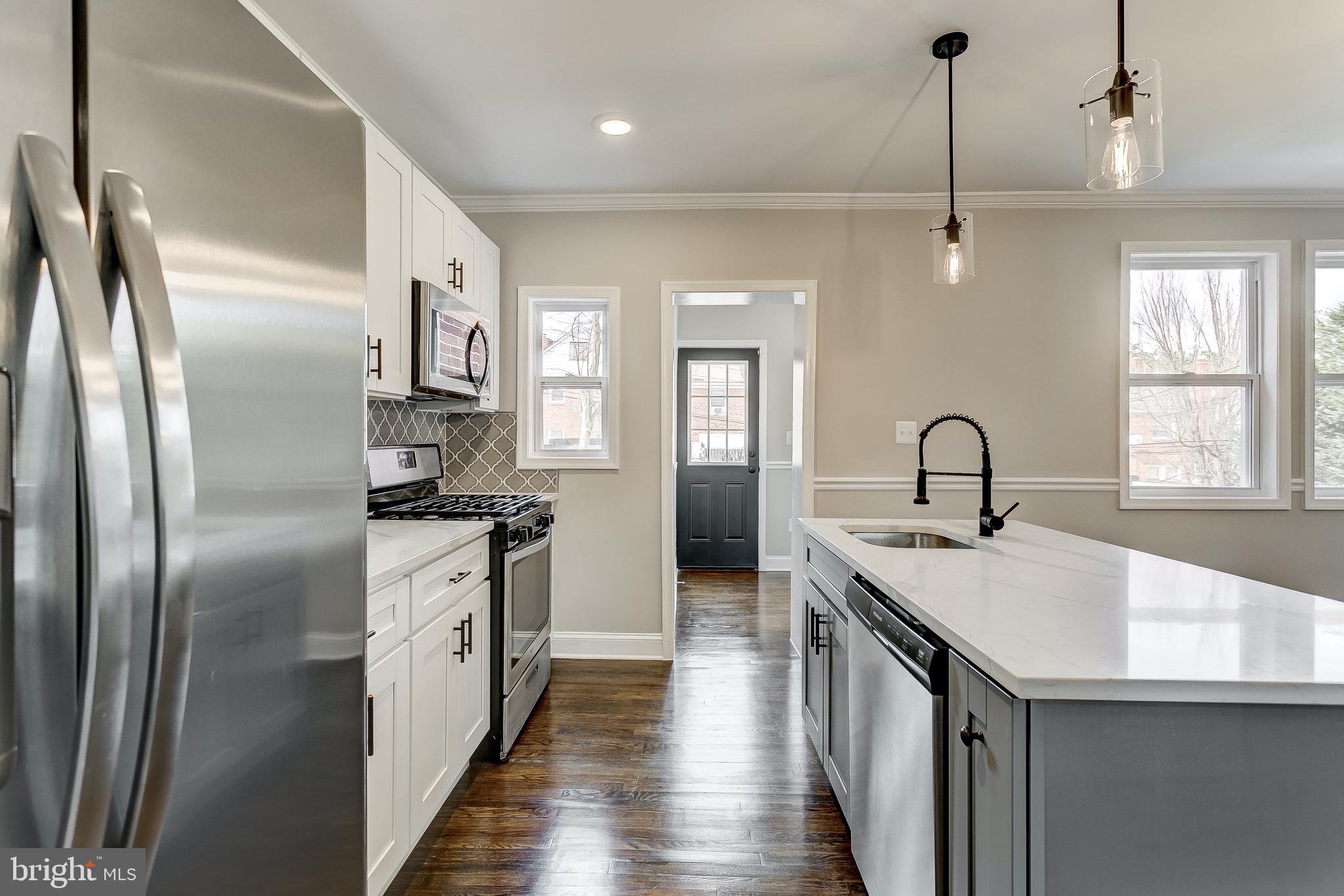 1656 Shadyside Road Baltimore, MD 21218 - Photo 10 of 48 Gallery Image 10