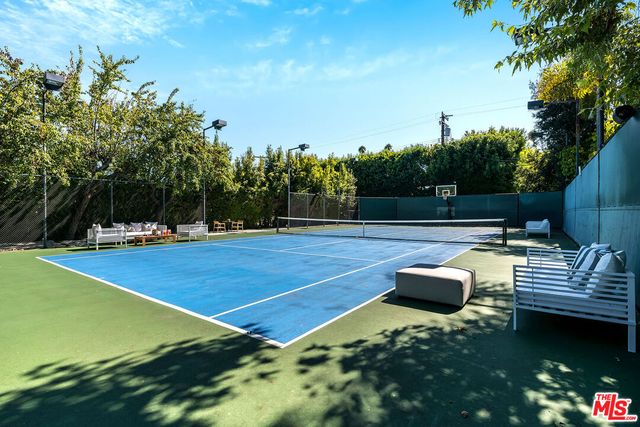 a view of a tennis court