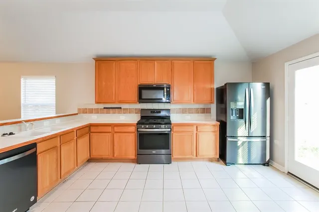 $1,680 | 1208 Mountain Peak Drive, Fort Worth, TX 76052