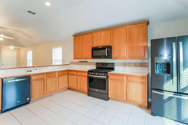 $1,680 | 1208 Mountain Peak Drive, Fort Worth, TX 76052