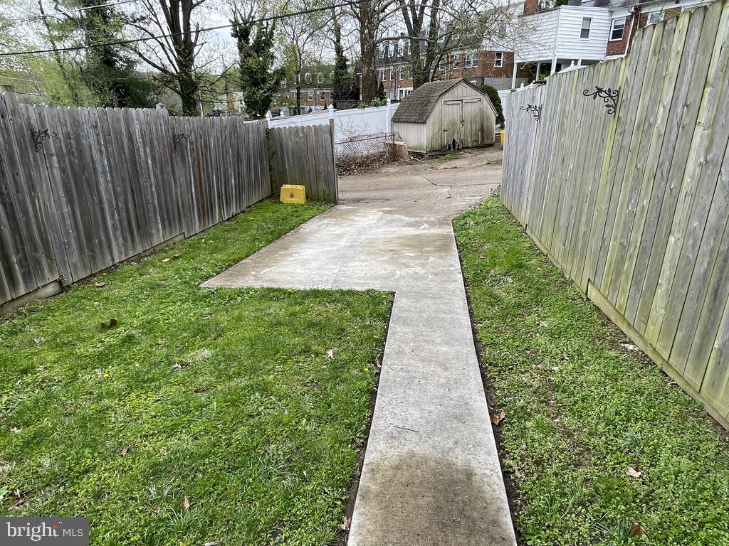 6415 Falkirk Road Baltimore, MD 21239 - Photo 16 of 36