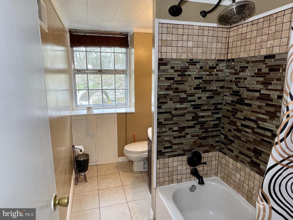 6415 Falkirk Road Baltimore, MD 21239 - Photo 25 of 36