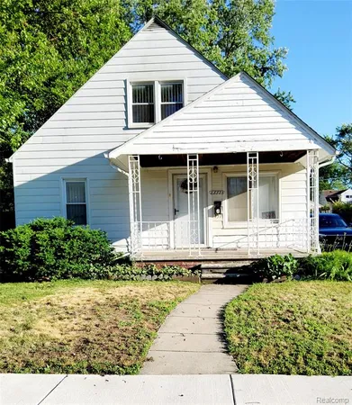$120,000 | 25525 Powers Avenue, Dearborn Heights, MI 48125