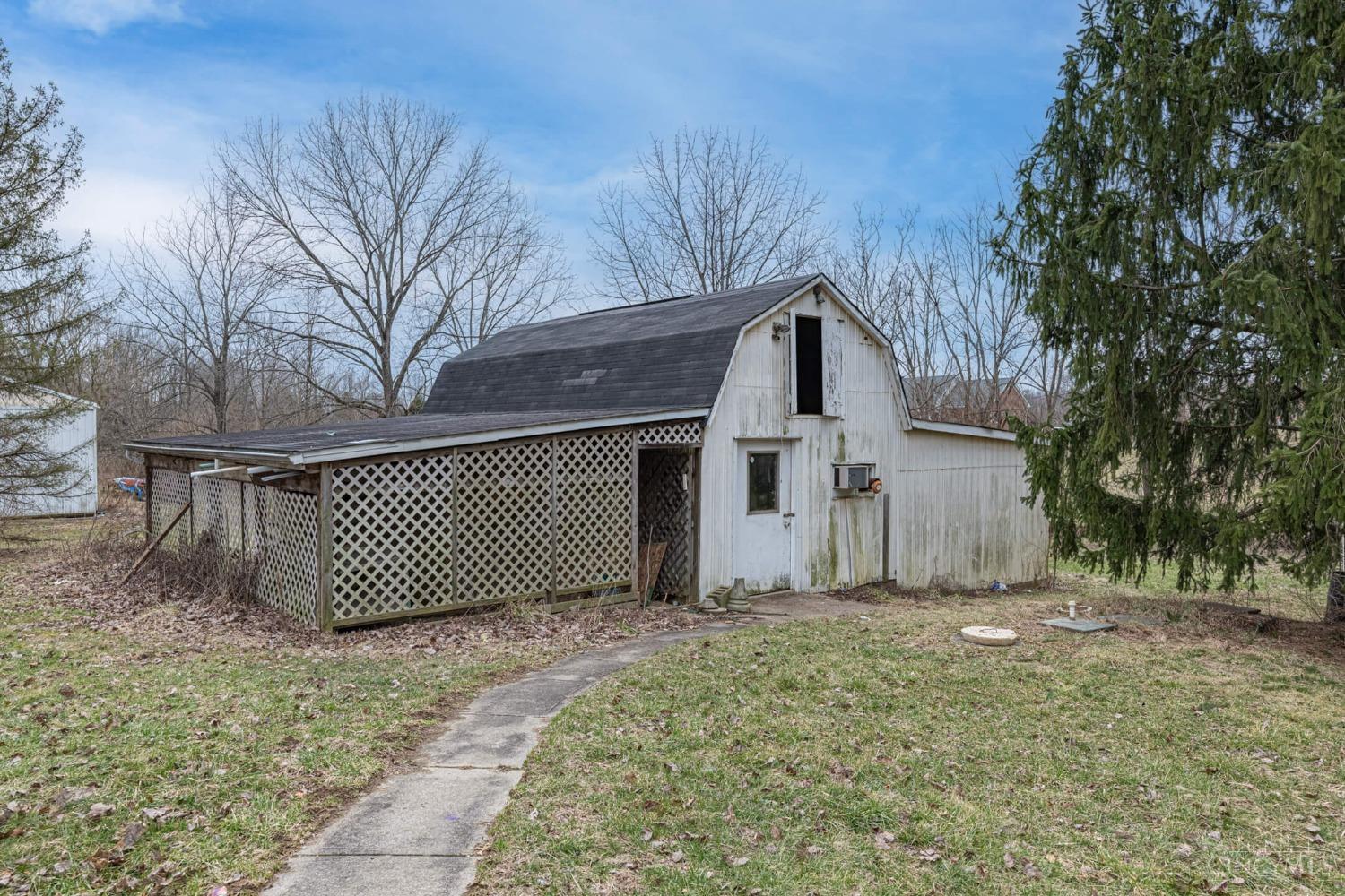2460 Gibbs Road Goshen, OH 45122 - Photo 29 of 33 Gallery Image 29