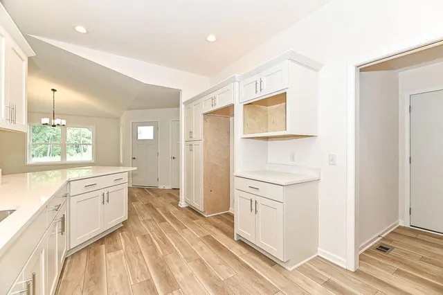 $442,900 | 310 North Trailview Court, Waterford, WI 53185