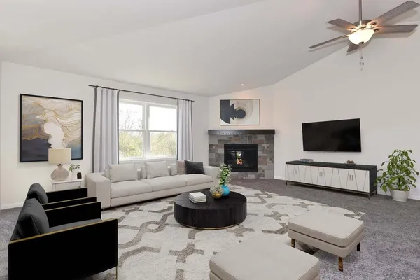 $442,900 | 310 North Trailview Court, Waterford, WI 53185