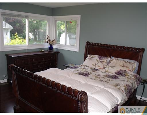 108 New Road Kendall Park, NJ 08824 - Photo 14 of 25 Gallery Image 14
