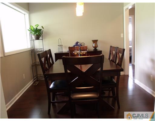 108 New Road Kendall Park, NJ 08824 - Photo 9 of 25 Gallery Image 9