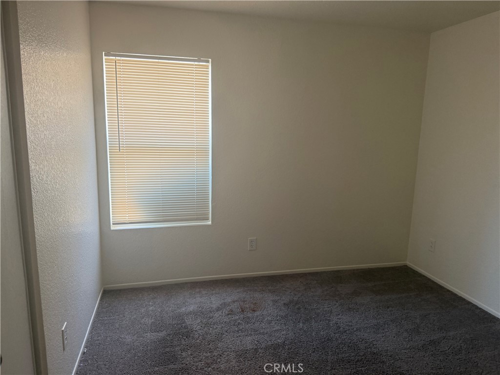 14821 Carter Road Victorville, CA 92394 - Photo 7 of 11 Gallery Image 7