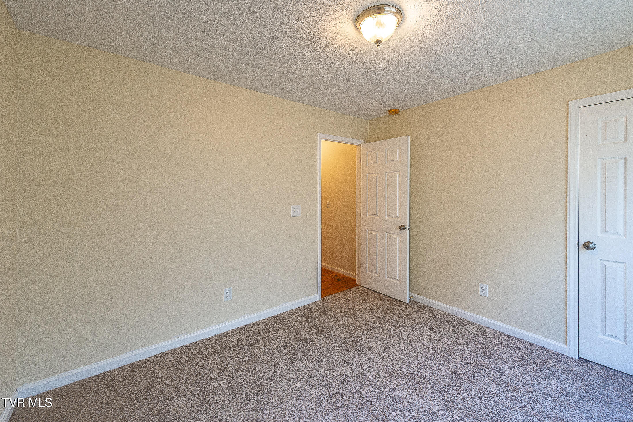 1921 Orleans Road Kingsport, TN 37665 - Photo 28 of 70 3rd Bedroom
