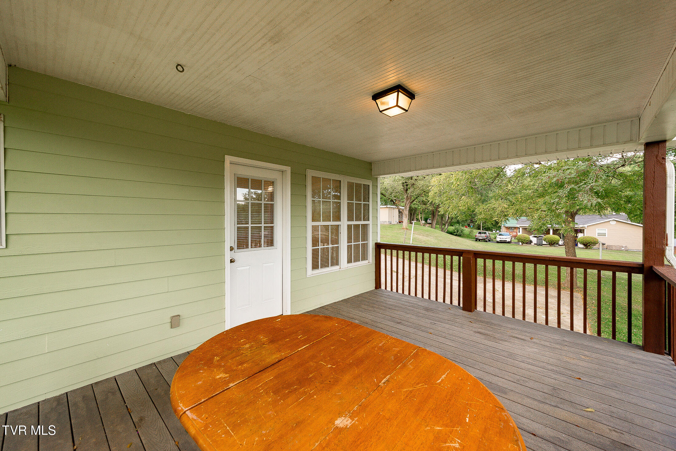 1921 Orleans Road Kingsport, TN 37665 - Photo 39 of 70 Covered Deck