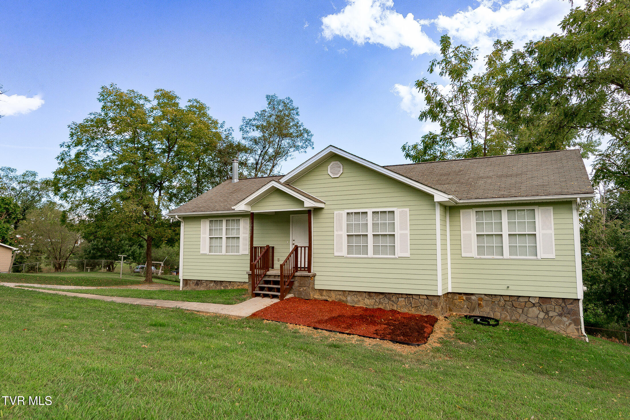 1921 Orleans Road Kingsport, TN 37665 - Photo 4 of 70 Front