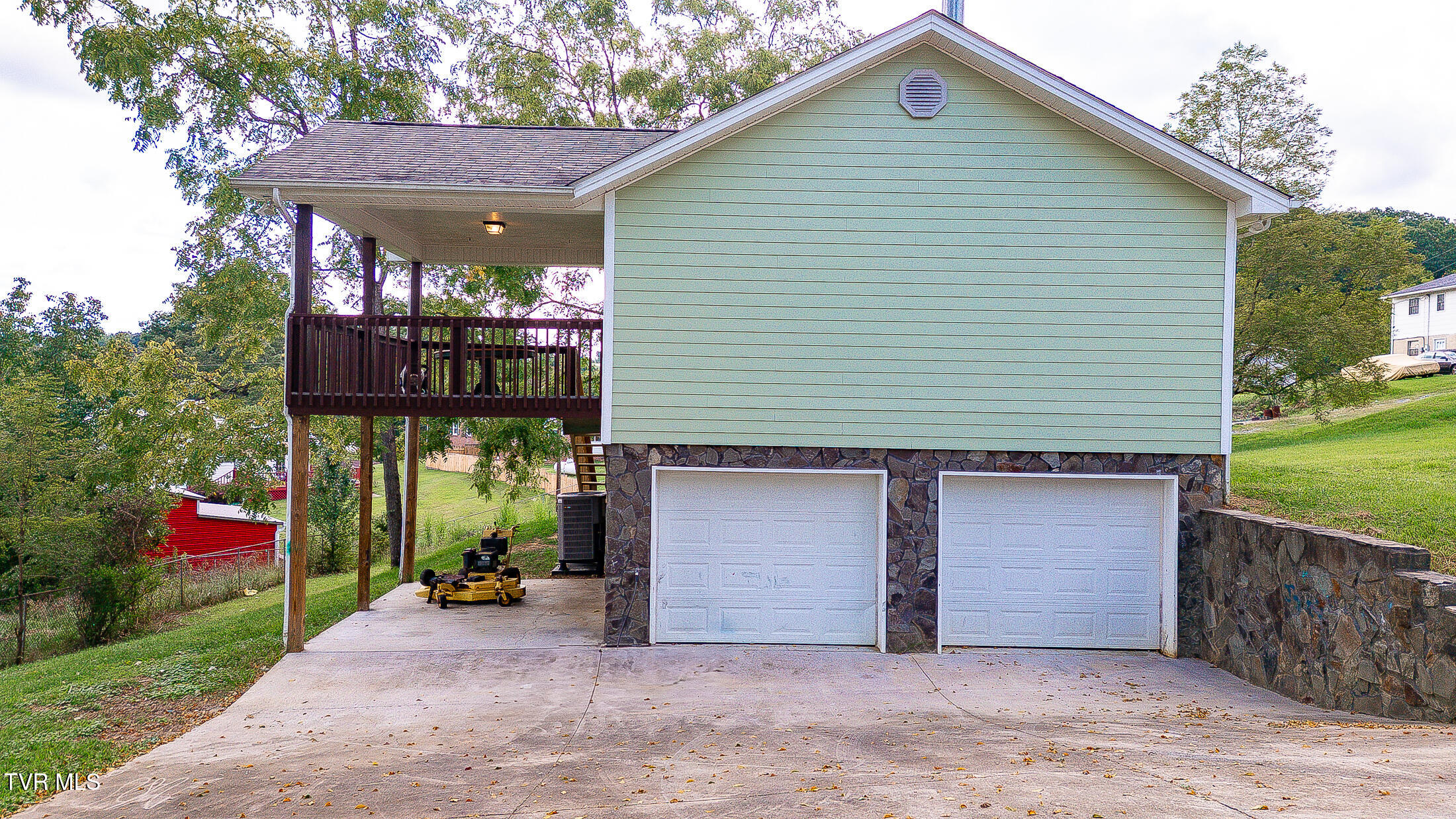 1921 Orleans Road Kingsport, TN 37665 - Photo 46 of 70 Side of Home