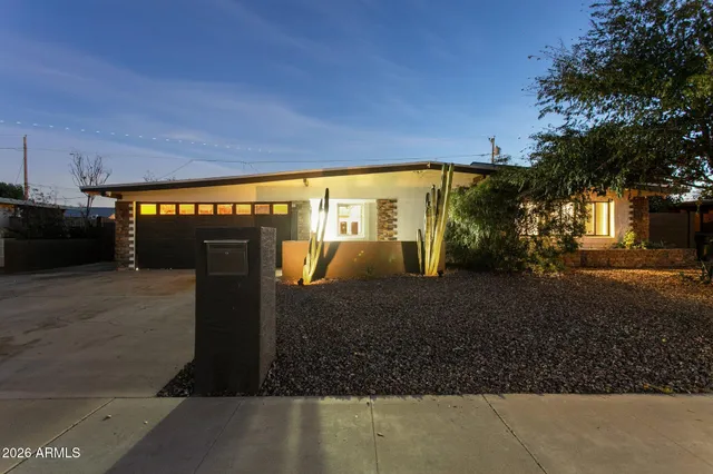 $674,900 | 3725 East Paradise Drive, Phoenix, AZ 85028