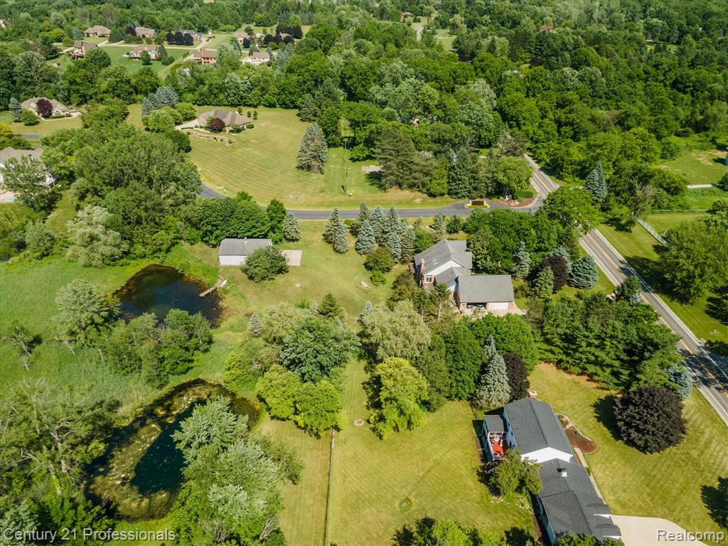 6279 7 Mile Road South Lyon, MI 48178 - Photo 85 of 98 Gallery Image 85