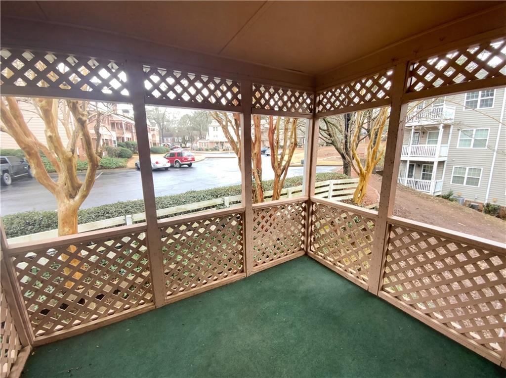 311 Quail Run Roswell, GA 30076 - Photo 5 of 17