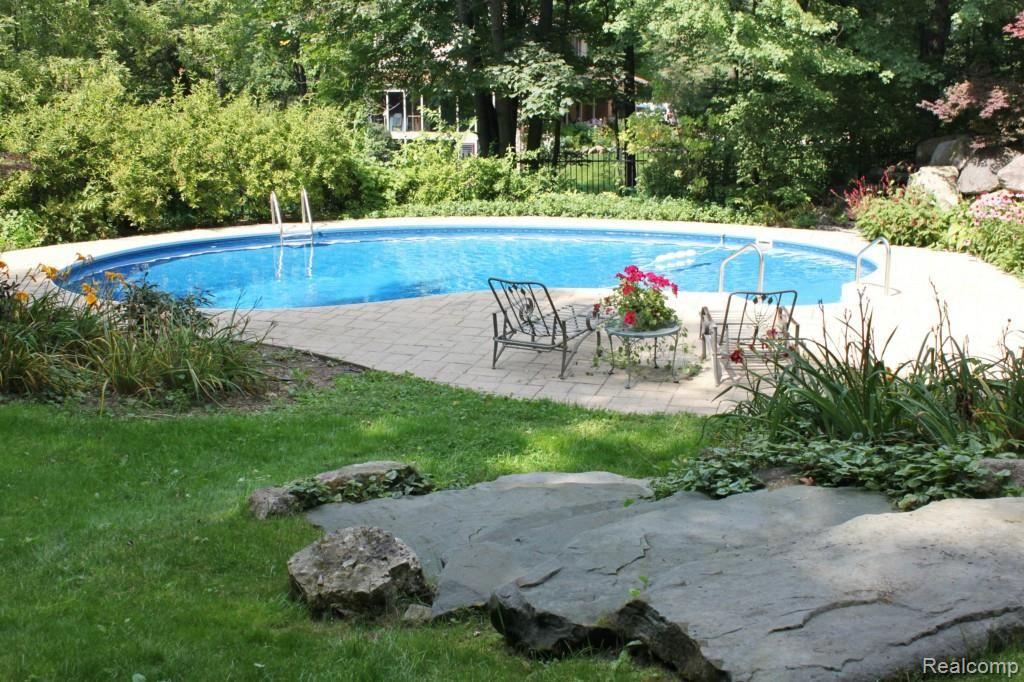10139 Gibbs Road Clarkston, MI 48348 - Photo 37 of 44 Stone Steps leading to Pool