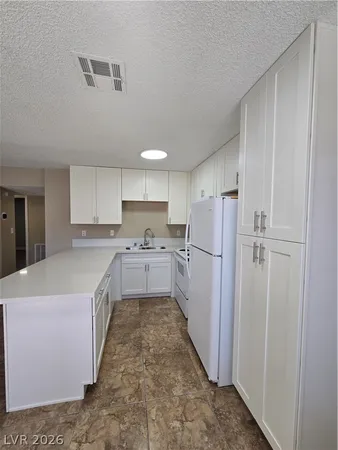$1,025 | 312 North 14th Street, Unit A, Las Vegas, NV 89101
