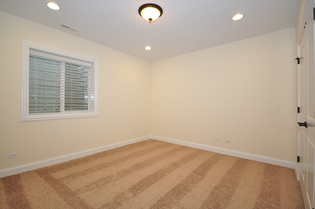 713 Locust Road Wilmette, IL 60091 - Photo 23 of 25