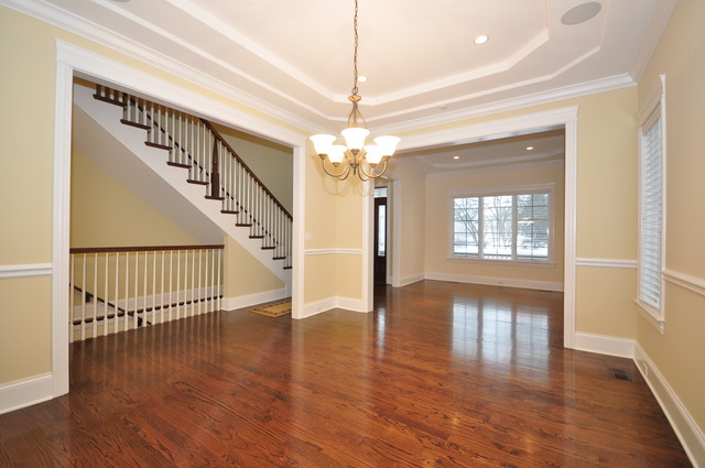 713 Locust Road Wilmette, IL 60091 - Photo 4 of 25