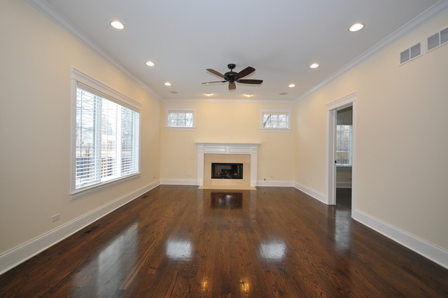 713 Locust Road Wilmette, IL 60091 - Photo 6 of 25