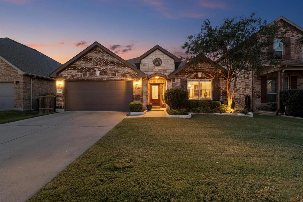 1628 Ridge Creek Lane Aubrey, TX 76227 - Photo 2 of 40