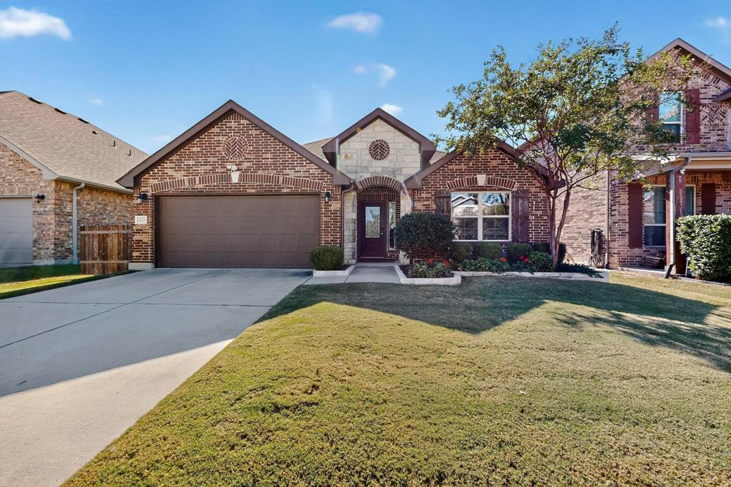 1628 Ridge Creek Lane Aubrey, TX 76227 - Photo 3 of 40
