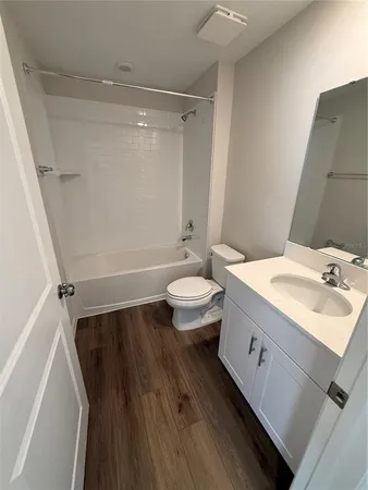 $2,200 | 34706 Blossom Fall Path, Dade City, FL 33525