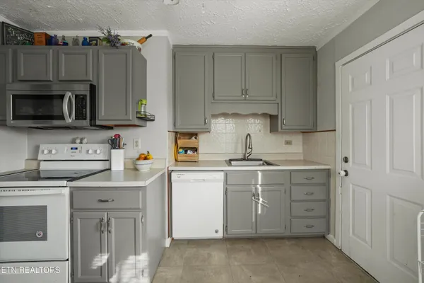 $246,000 | 1115 Cherry Street, Alcoa, TN 37701