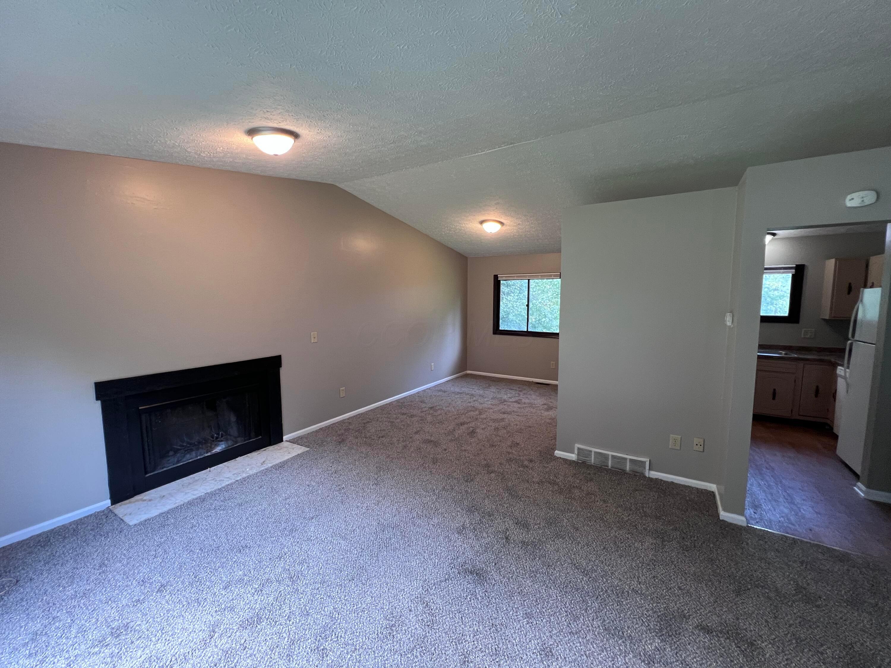 5860 Cooper Road Westerville, OH 43081 - Photo 2 of 15 IMG_8107